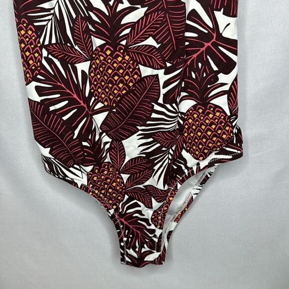 Garnet Hill Girl’s One Piece Bathing Suit. Size 12. - Picture 3 of 8